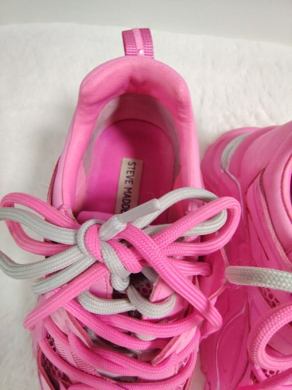Steve Madden Pink/silver  Women's Power Chunky Lace-Up Running Sneake Size 8 - Picture 3 of 13